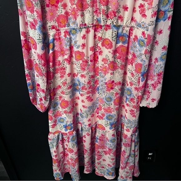 Sugarlips Macaron Floral Nellie Ruffle Midi
Dress Size: L NWT - Picture 13 of 14